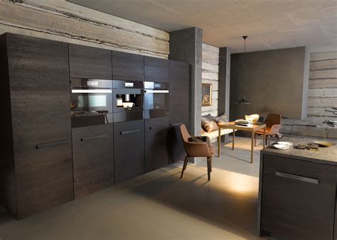 Miele Built-In Oven Earns Design Award | European Cabinets