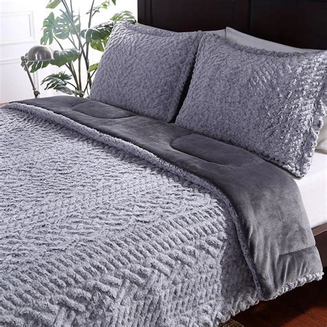 Cable Knit Sherpa Comforter Set in 2020 | Comforter sets, King size comforter sets, Comforters cozy