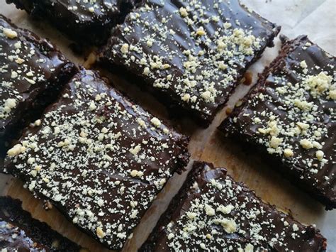 Condensed Milk Fudge Topped Brownies ⋆ The Gardening Foodie