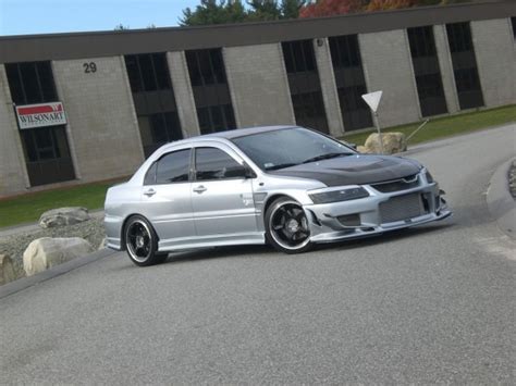 2003 Mitsubishi Lancer Pictures