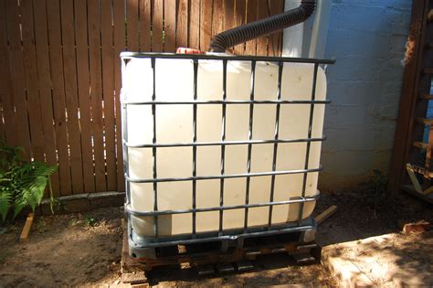 275 gallon IBC Tote rain collection system | Rain water collection system, Rain water collection ...