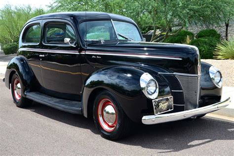 1940 FORD DELUXE CUSTOM 2 DOOR SEDAN