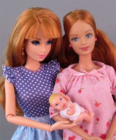 "Life in the Dreamhouse" Midge and "Happy Family" Midge by Mattel | Barbie happy family, Barbie ...