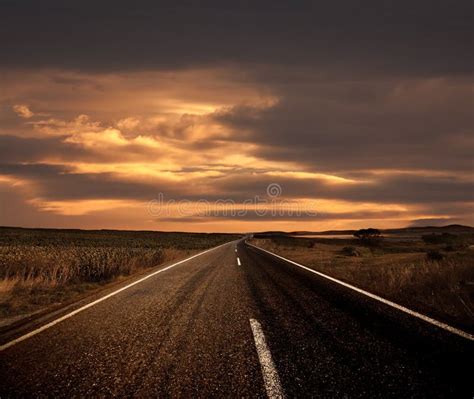 Qatar desert sunset stock photo. Image of arabian, evening - 16306070