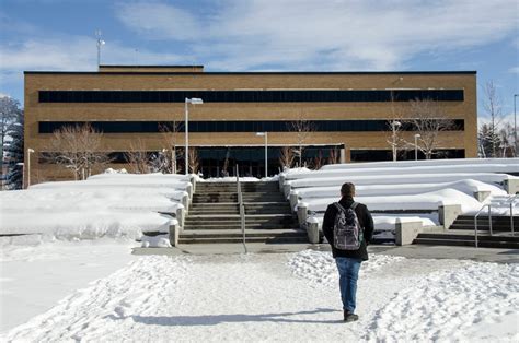 BYU-Idaho | Winter Scenes | Campus Winter--Jan 2013