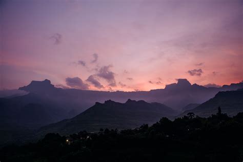 10 Best Things To Do In The Drakensberg Mountains | Anywhere We Roam