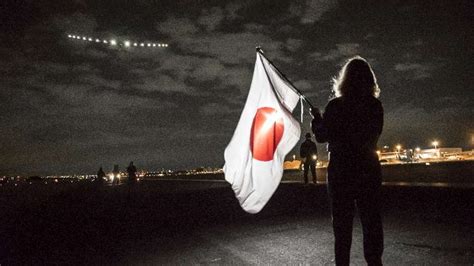 Solar-powered plane embarks on longest leg of round-the-world flight - CNET