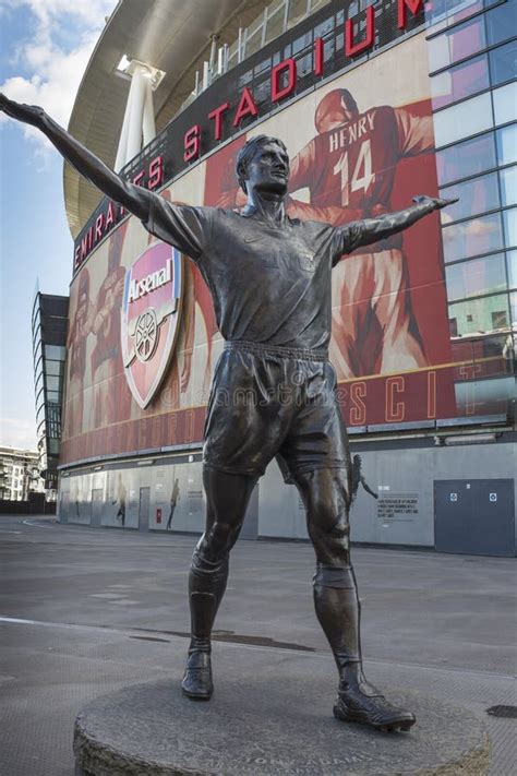 Arsenal Emirates Stadium Thierry Henry Statue Editorial Stock Photo ...