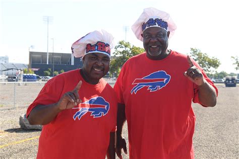 From Friends to Superfans: The Story of the Bills Chefs