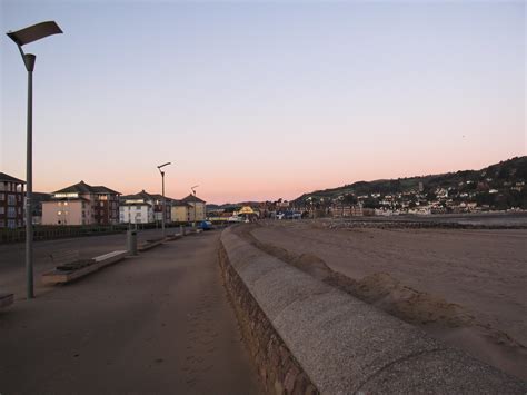 Minehead beach walk | Strolling along the beach walk in Mine… | Flickr