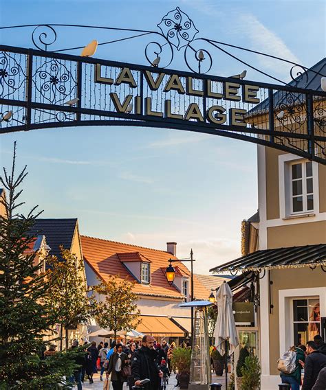 La Vallee Village Paris: Experience The Sparkle Of The Holidays