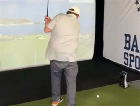 Ben Mintz Swinging a Golf Club Is Truly a Sight to Behold | Barstool Sports