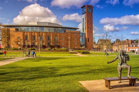 Royal Shakespeare Theatre Stratford | Britain Visitor - Travel Guide To Britain