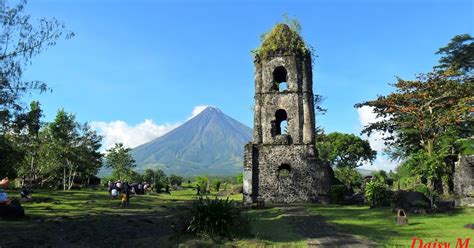 Wanderer Girl: Cagsawa Ruins In Legaspi City