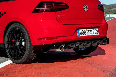 Equipment – the configuration of the Golf GTI TCR | Volkswagen Newsroom