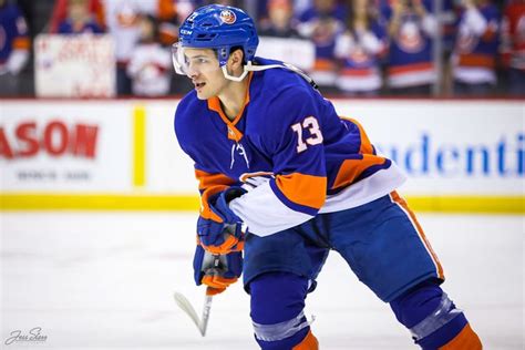 Mathew Barzal #MathewBarzal #NewYorkIslanders https://hockeysnipers.com ...