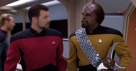 These Hilarious Star Trek Videos Turn Bloopers Into Canon | Gizmodo Australia