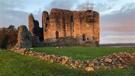 Dundonald Castle at sunrise | velton | Flickr