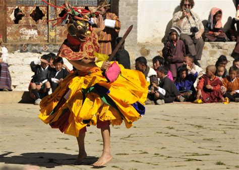 Bhutan – Crane Festival