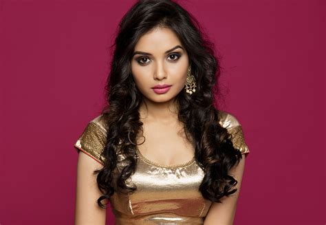 Best Female Models in MUMBAI | Explore Models in Mumbai