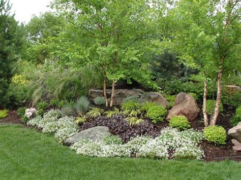 The 25+ best Landscaping berm ideas ideas on Pinterest | Landscaping ...