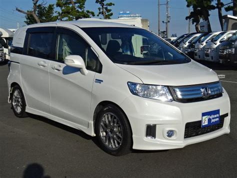 HONDA FREED SPIKE HYBRID HYBRID | 2014 | PEARL WHITE | 28677 km ...