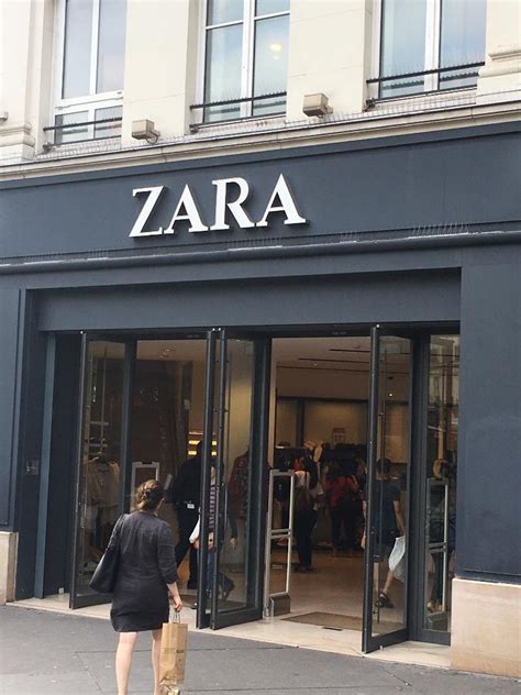 Zara France - Vêtements femme, 88 rue Rivoli 75004 Paris - Adresse, Horaire