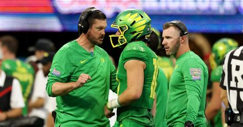 Dan Lanning is Not Interested in Openings, Staying at Oregon – Fantom ...