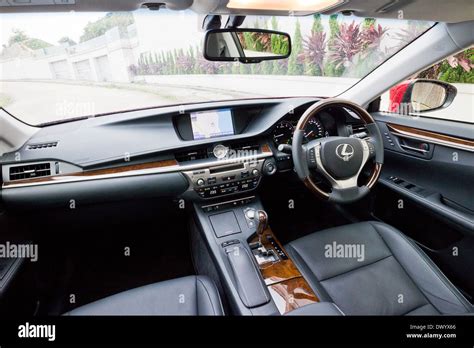 Lexus ES 250 Sedan 2013 Model with red colour Stock Photo - Alamy