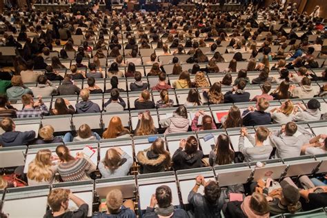 Uni Köln: So viele Studiengänge sind zulassungsbeschränkt | Kölner ...