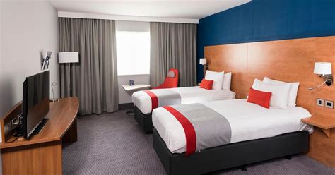 Holiday Inn Express Birmingham - Star City from $51. Birmingham Hotel Deals & Reviews - KAYAK