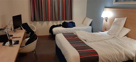 TRAVELODGE BARNSTAPLE HOTEL (INGLATERRA): 24 fotos, comparação de preços e avaliações - Tripadvisor