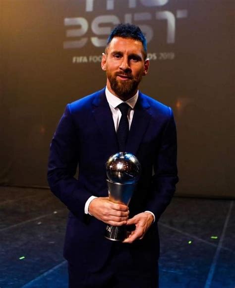 Messi wins the 2019 FIFA best men's player of the year award ...