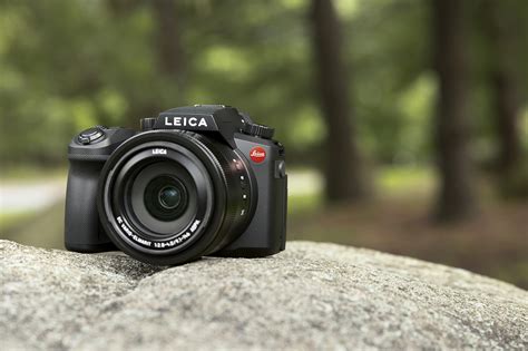 The Leica V-Lux 5 Sports a Big Sensor and Versatile Zoom, for Less ...