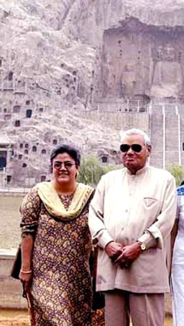 Atal Bihari Vajpayee Age, Death, Caste, Biography, Wife, Children ...