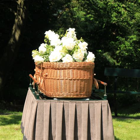 Green Burial: The Eco-Friendly Alternative to Funerals