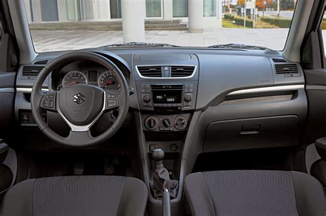 Sports Cars: Suzuki swift interior