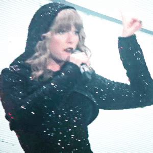 Reputation Stadium Tour 💖 - Taylor Swift Fan Art (45087853) - Fanpop