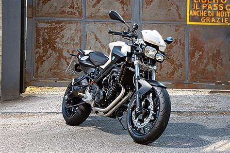 BMW F800R - Review & Buying Guide (2009-2019) | Bennetts