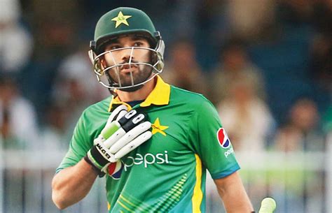 Rizwan Says There is No Pressure due to Sarfaraz - Runway Pakistan