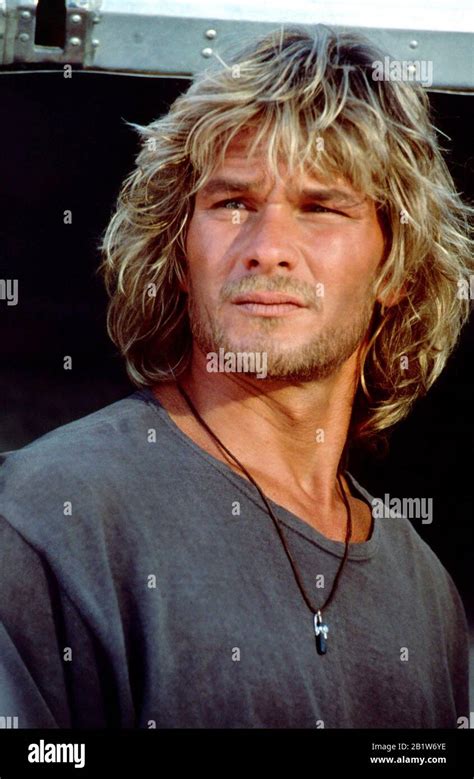 Patrick swayze point break hi-res stock photography and images - Alamy