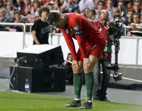 Cristiano Ronaldo not too worried after leg injury in Portugal draw | Inquirer Sports