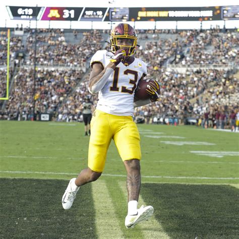 Minnesota WR Rashod Bateman Opts Out of Season; Will Prepare for 2021 ...