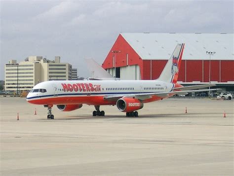 Aviation photographs of Operator: Hooters Air / Pace Airlines (Y5 / PCE) : ABPic