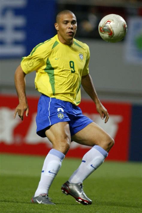 Brazilian Ronaldo in ‘intensive care’ after coming down with pneumonia ...