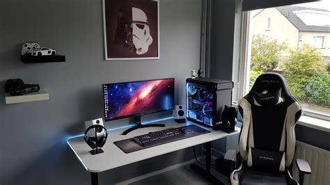 Black and white setup (update) | Custom pc, Setup, Desktop design