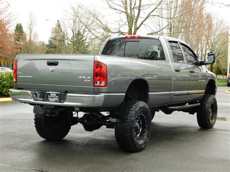 2005 Dodge Ram 2500 SLT 4X4 5.7L HEMI / 1-OWNER / LOW MILES / LIFTED