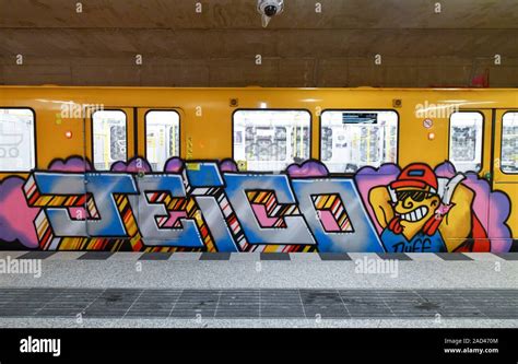 U-Bahn, Graffiti, Berlin, Deutschland Stock Photo - Alamy