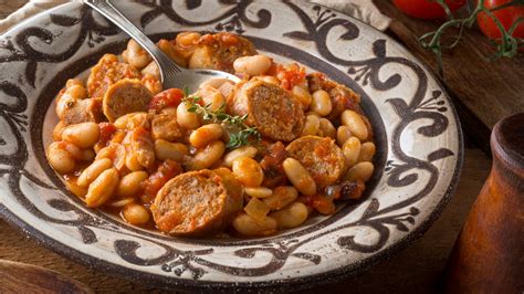 What Is A Cassoulet And What Does It Taste Like?