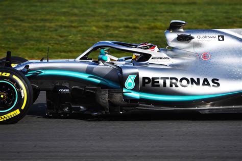 F1: Mercedes AMG Petronas Welcomes The W10 – MotorworldHype